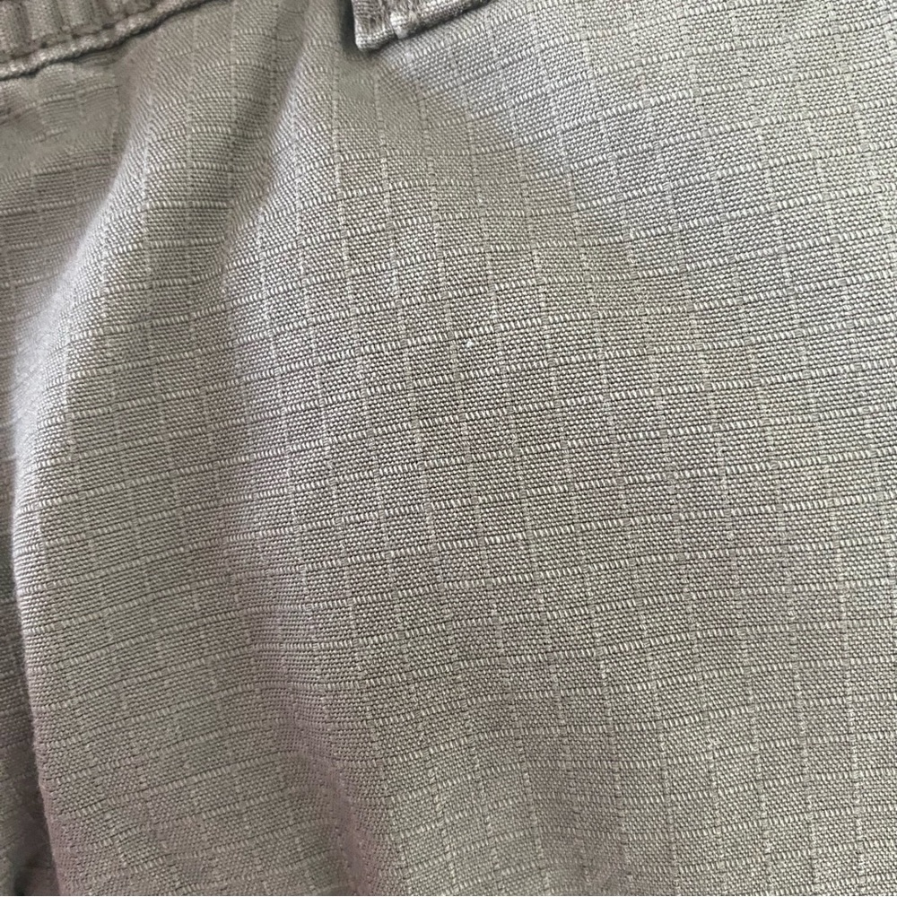 Cabela’s Men’s Cotton Grayish RipStop Cargo Pants Sz 36/30 Outdoor Workwear - Picture 4 of 9